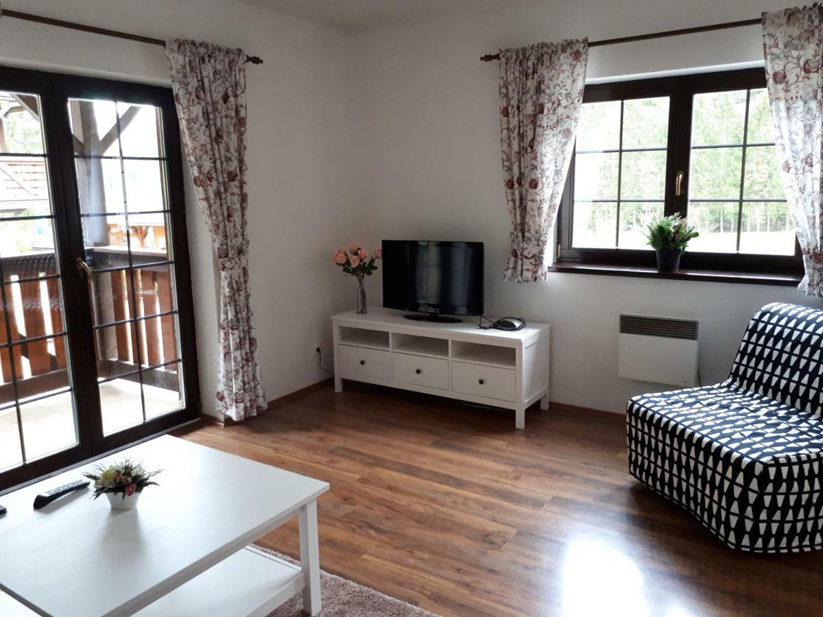 Hrabovo Renata 1 Apartman Rózsahegy Kültér fotó